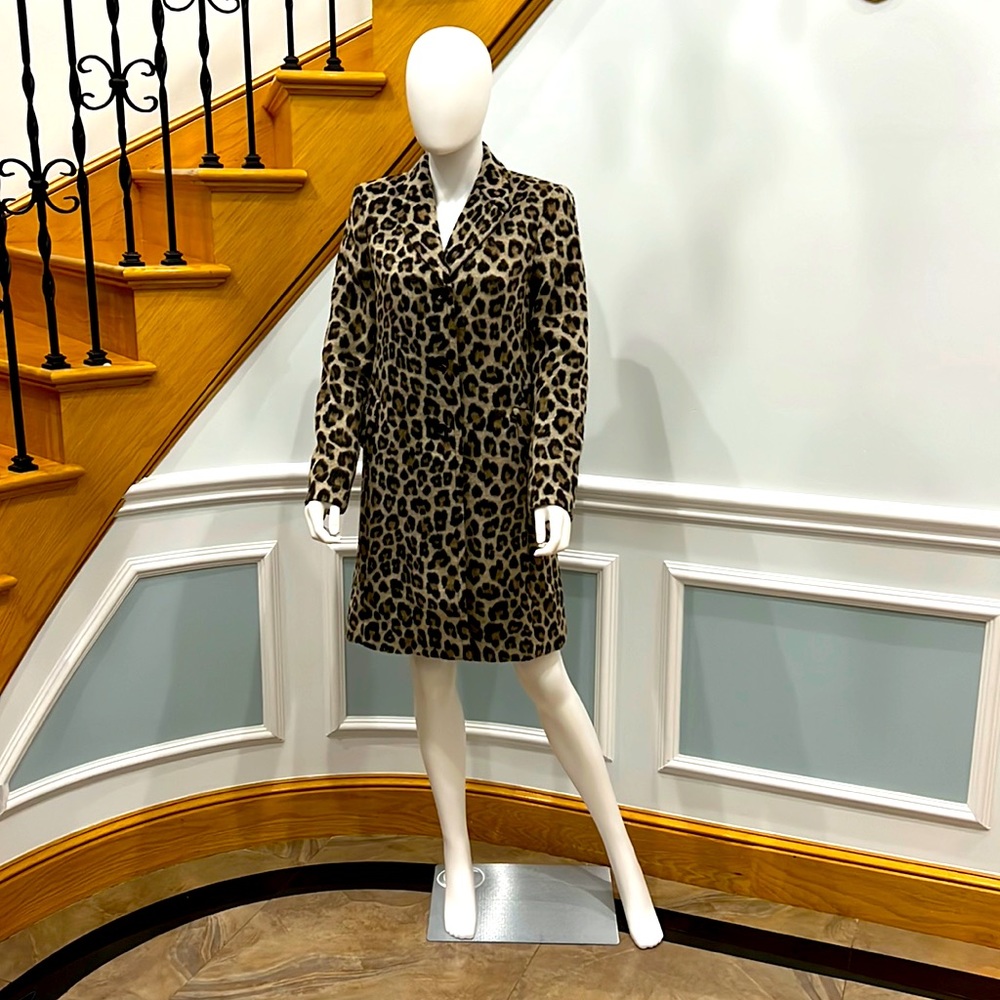 Modern cheetah pea coat,comfortable,feminine,size XS